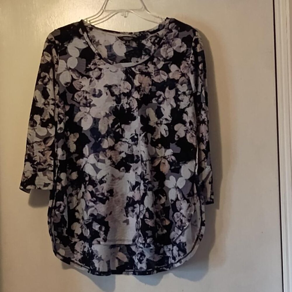 Simply Vera vera wang floral round neckline 3/4 Sleeves Multicolor Top Size L